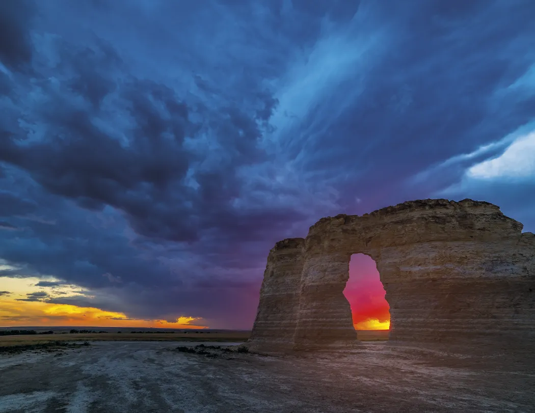 Dawn to Dusk Wall Calendar Sunrise Sunset - 19 x 11 in - product view 7