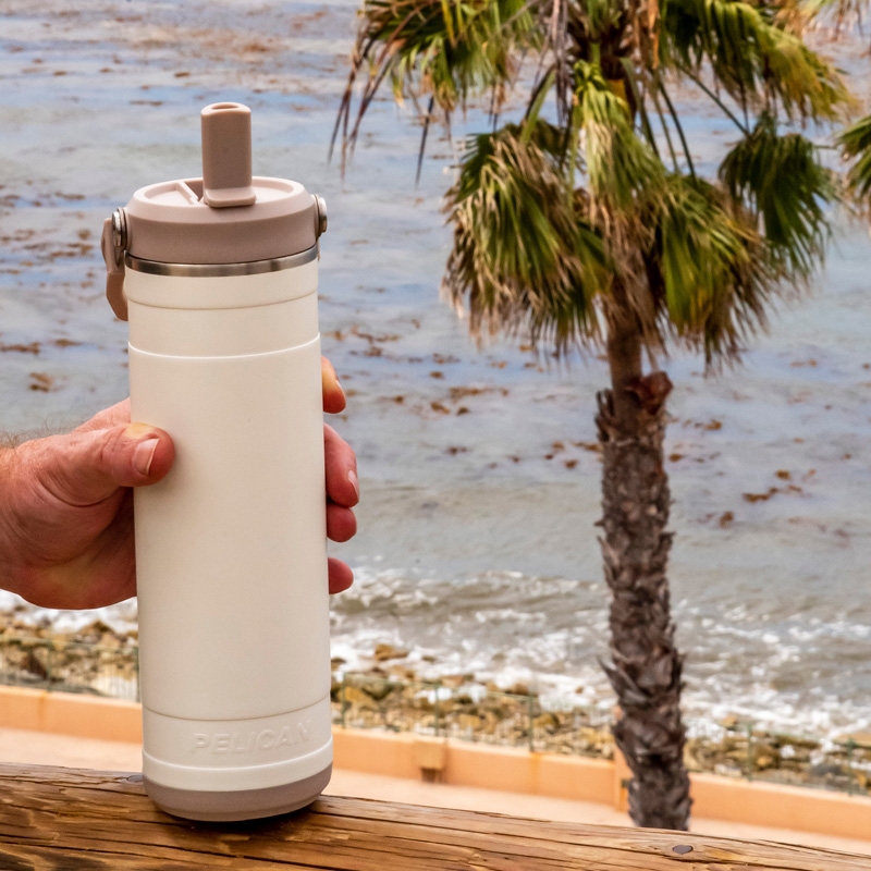 Pelican Pacific Water Bottle Recycled Steel Handle - 26 oz - product view 18