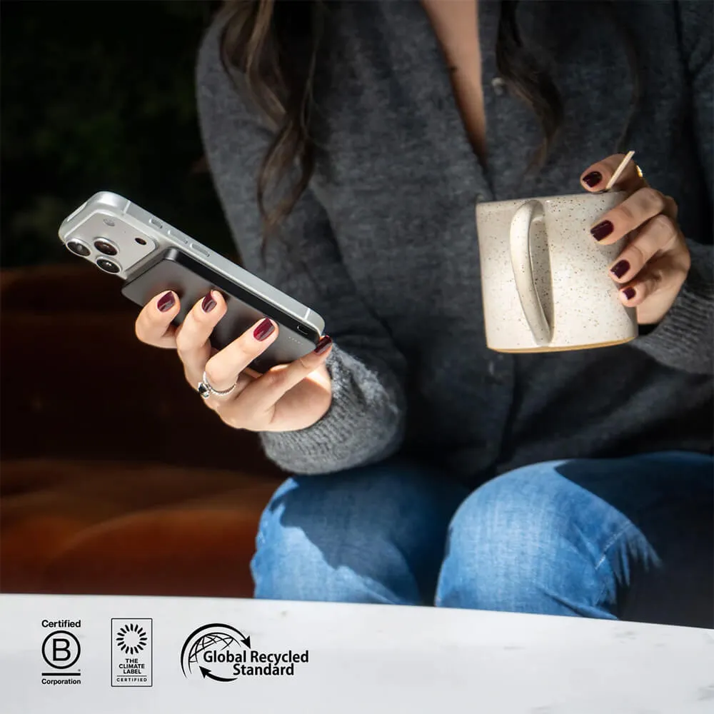 Wireless Charger Magnetic MagSafe Compatible - 5,000mAh - product view 7