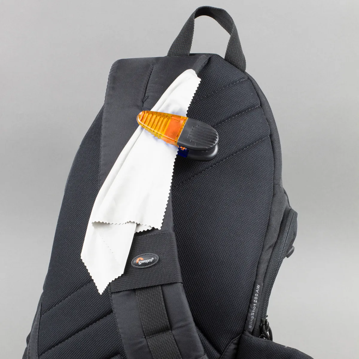 Magnetic Clip Tech Accessory Polypropylene - 1.38 x 3.38 in - product view 33