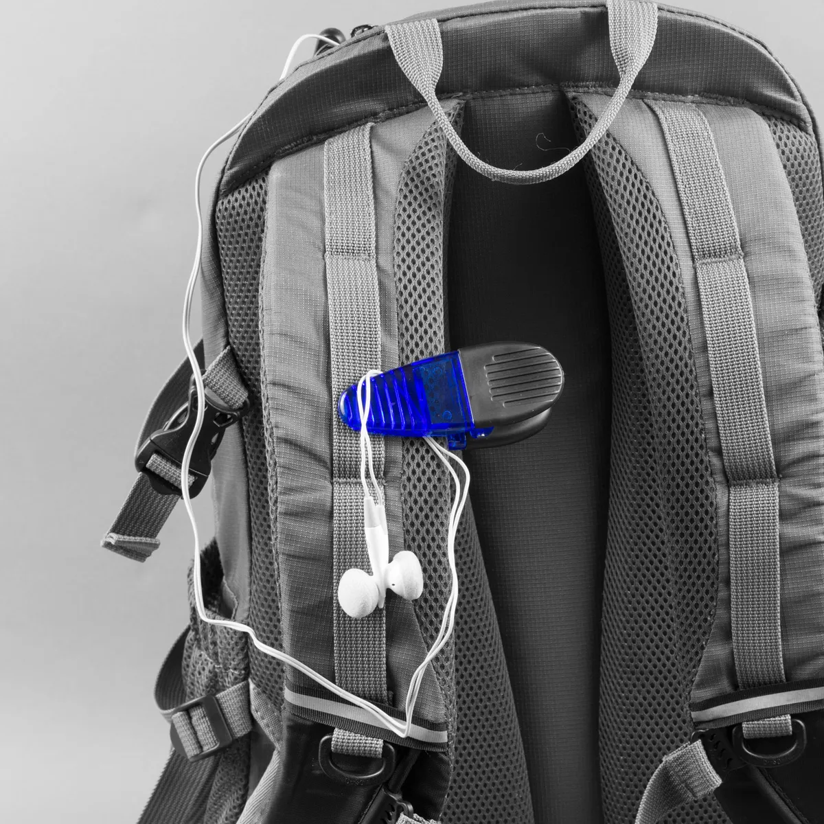 Magnetic Clip Tech Accessory Polypropylene - 1.38 x 3.38 in - product view 35