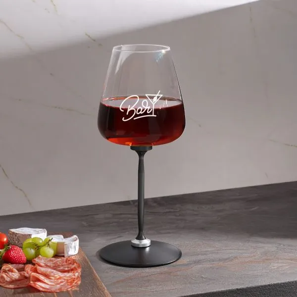Revolutionary Rotating Wine Glass

4680EV