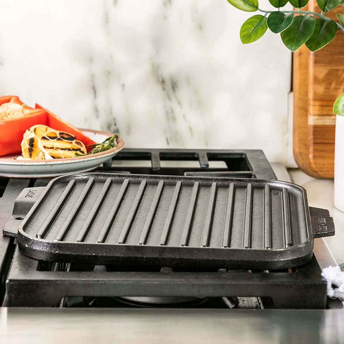 Lodge® 10.5" Cast Iron Reversible Grill / Griddle - product view 8