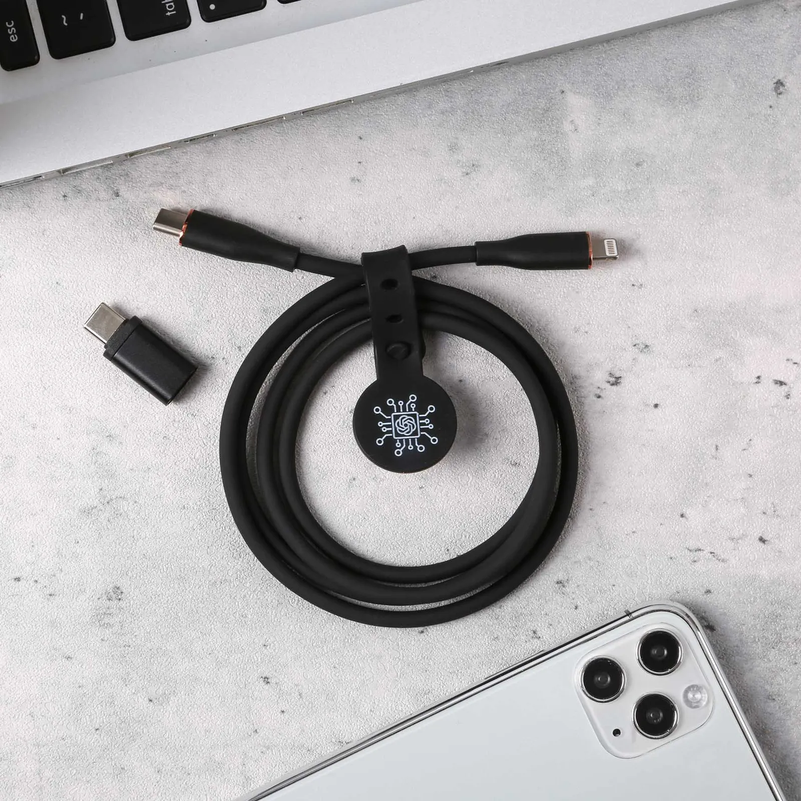 Silicone USB-C to Lightning Cable with Organizer - 3 ft