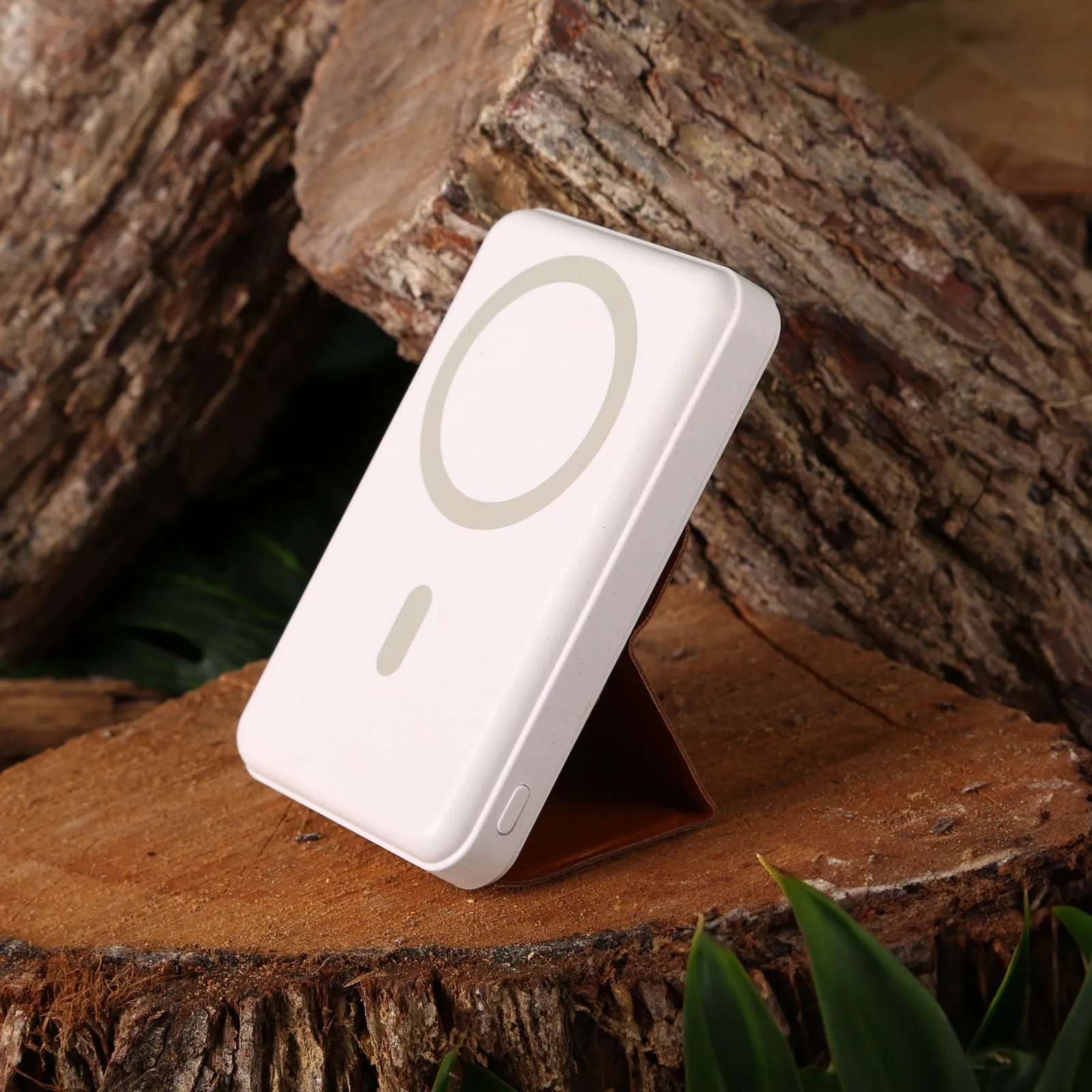Wireless Charger Power Bank Eco-Friendly - 5000 mAh - product view 3
