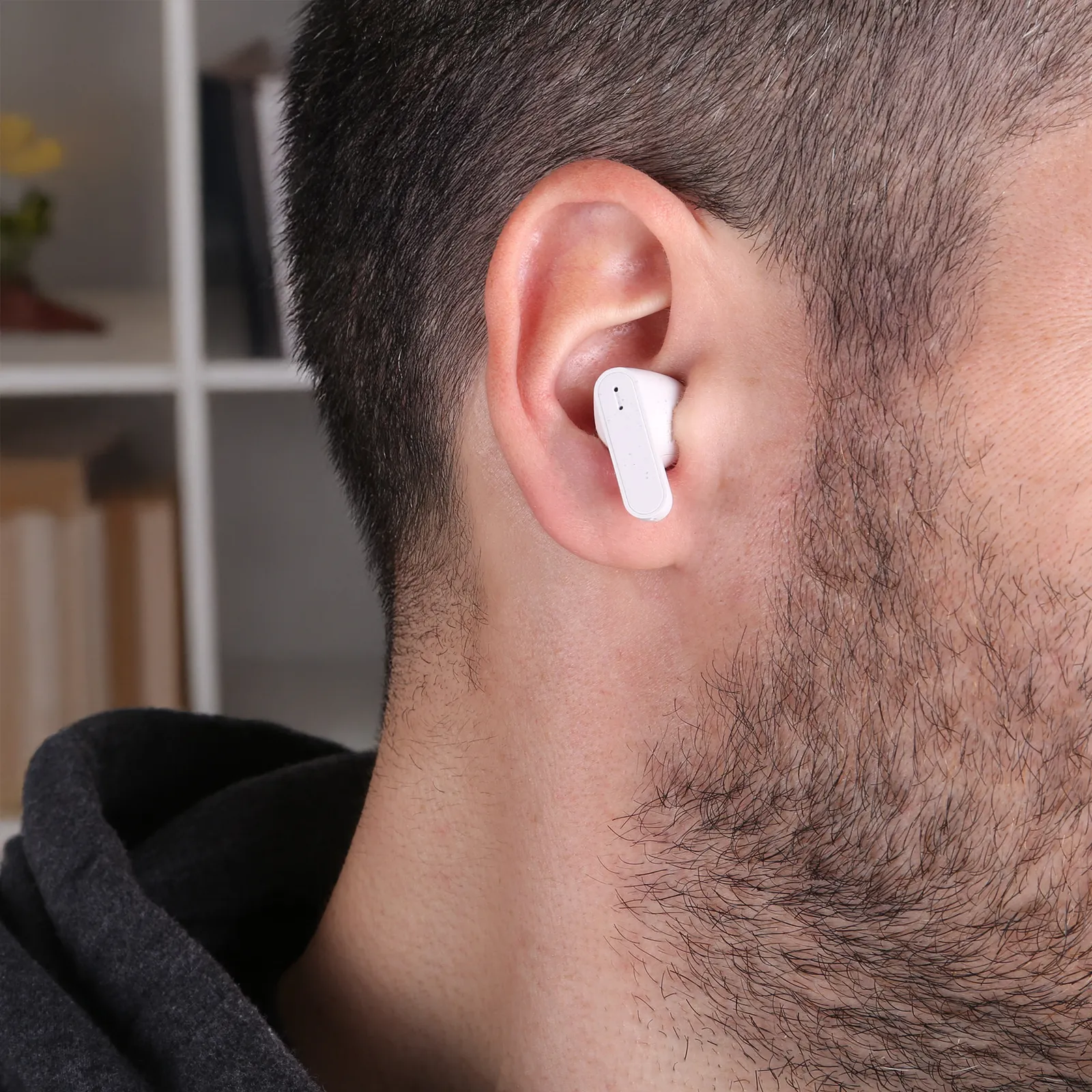 Wireless Earbuds Chrome Charging Case - 15W - product view 2