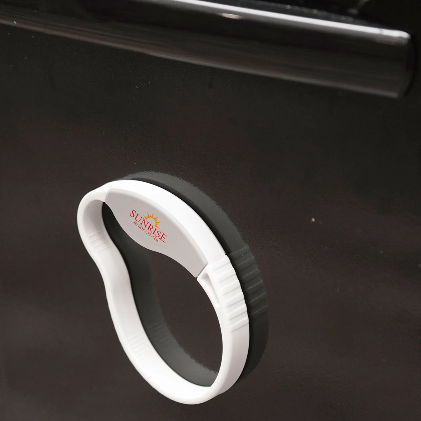 Jar Opener with Magnetic Back - 4-5/8 in - product view 4