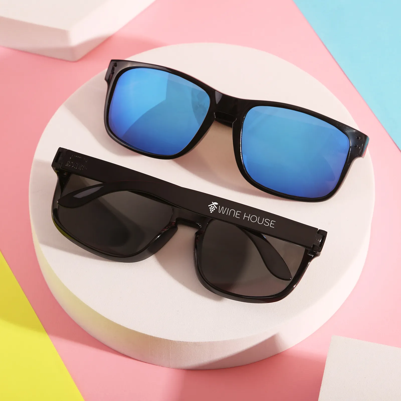 Metro City Sunglasses Recycled PET Material - 5.63 x 1.88 in - product view 5