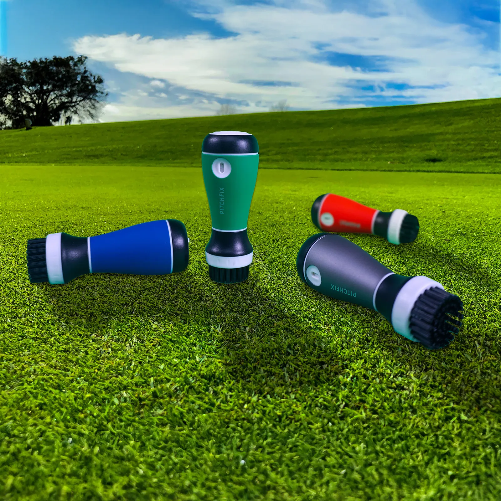 Golf Club Brush with Water Spray - product view 2