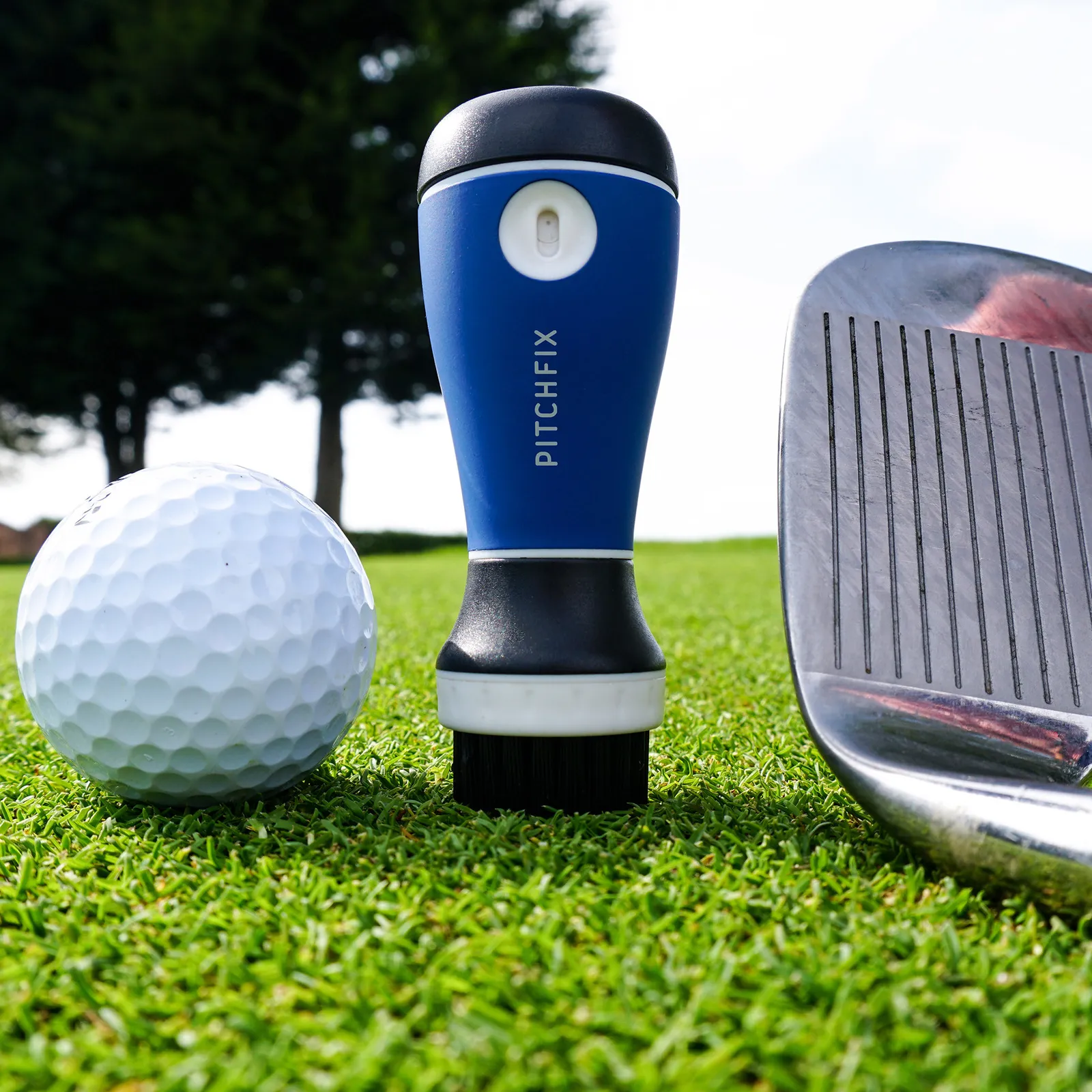 Golf Club Brush with Water Spray - product view 5