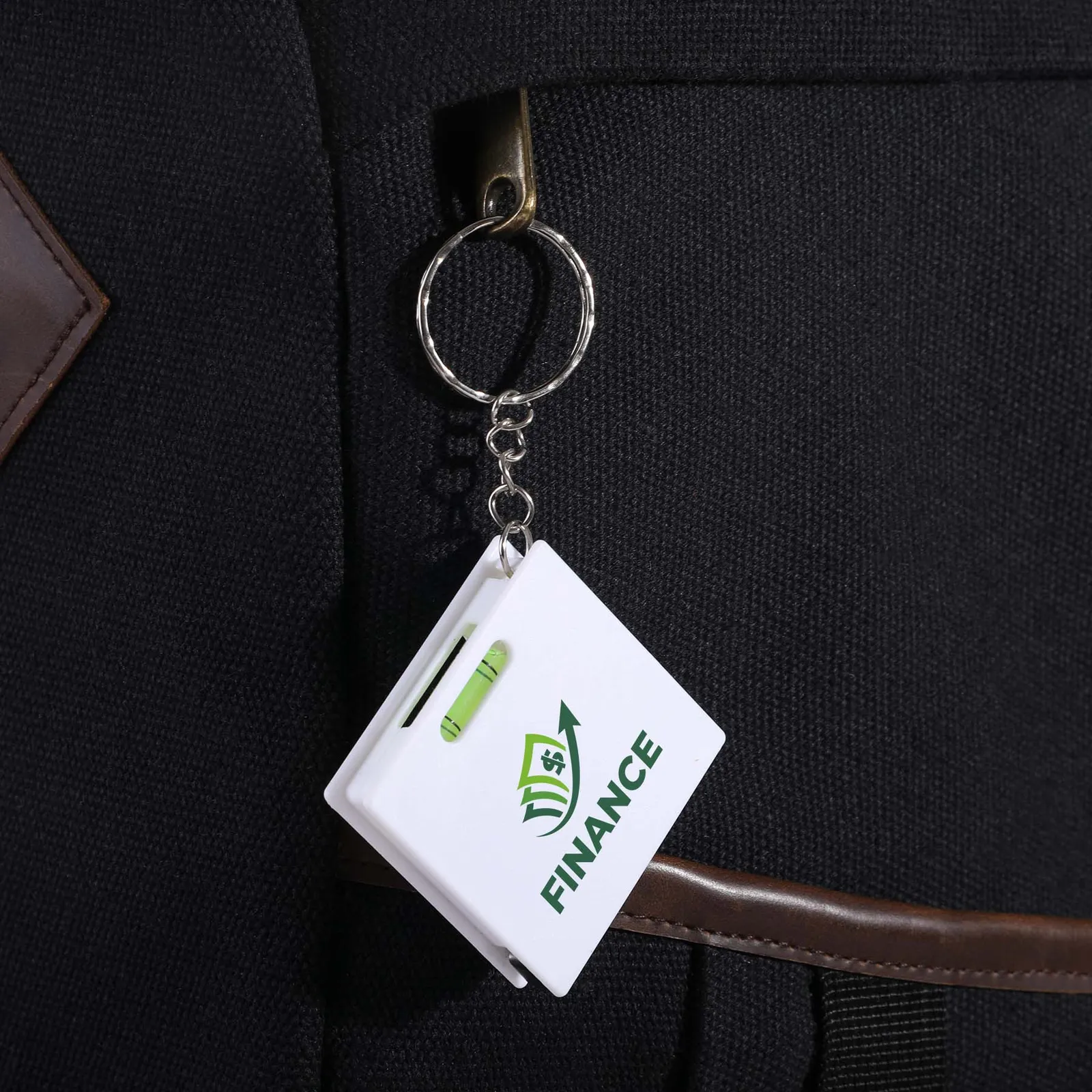 Keychain Tape Measure with Built-in Level - 3 ft