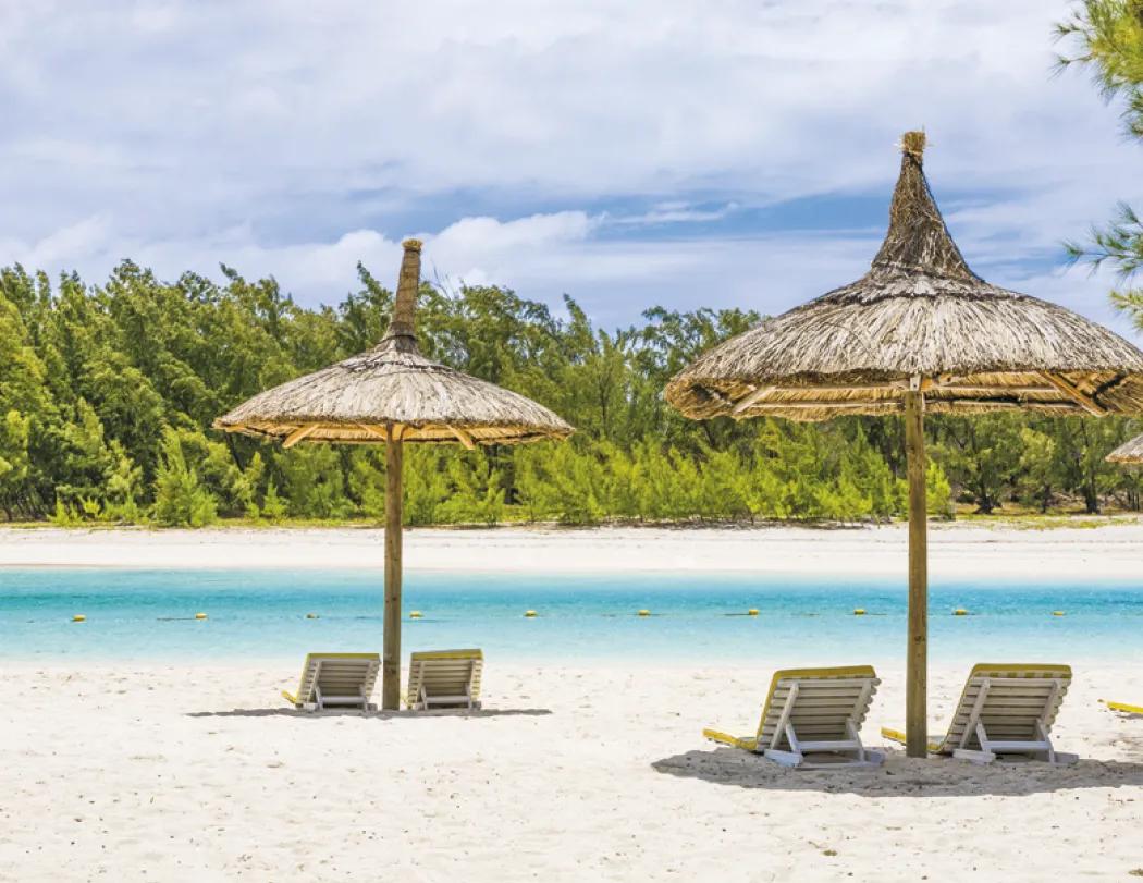 Beach Paradise Spiral Wall Calendar FSC Paper - 18.5 x 11 in - product view 17