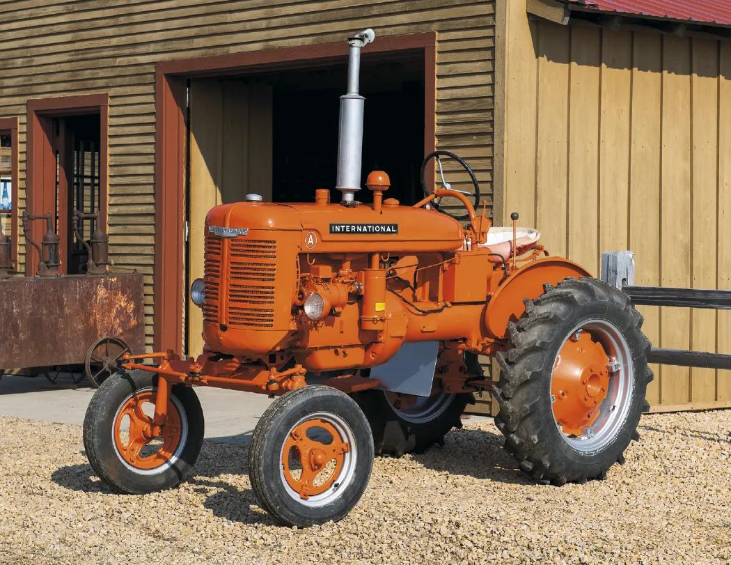 Vintage Tractors Wall Calendar Stapled FSC - 19 x 11 in - product view 6