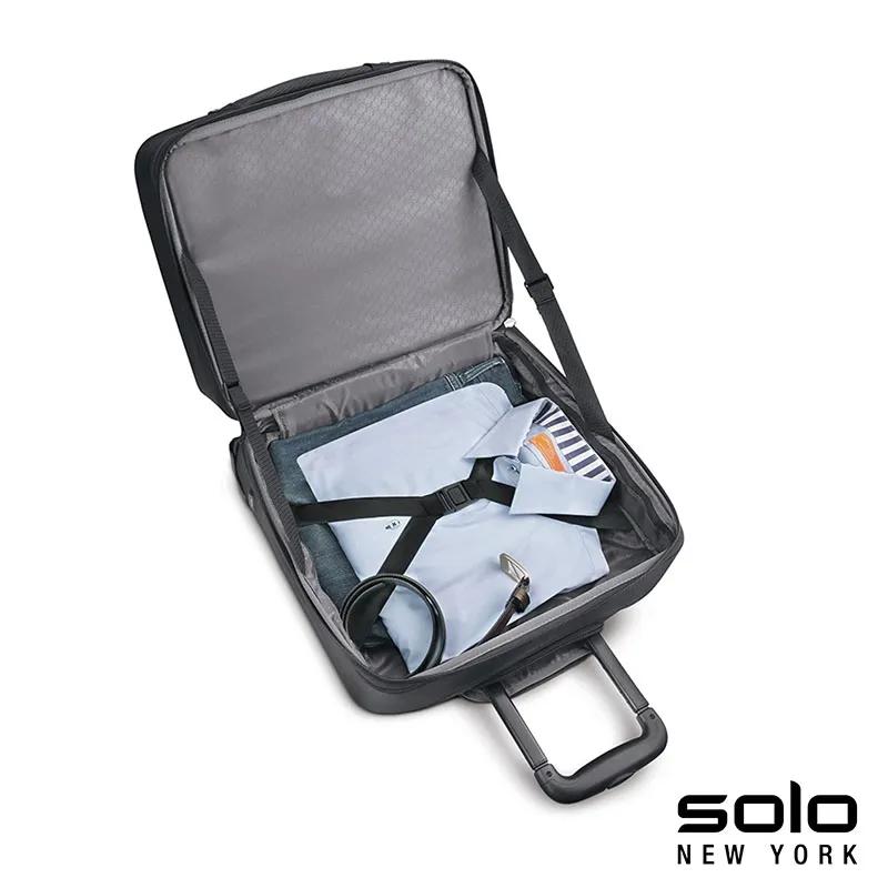 Rolling Case Overnighter Removable Laptop Sleeve - 16 x 11.5 in - product view 5