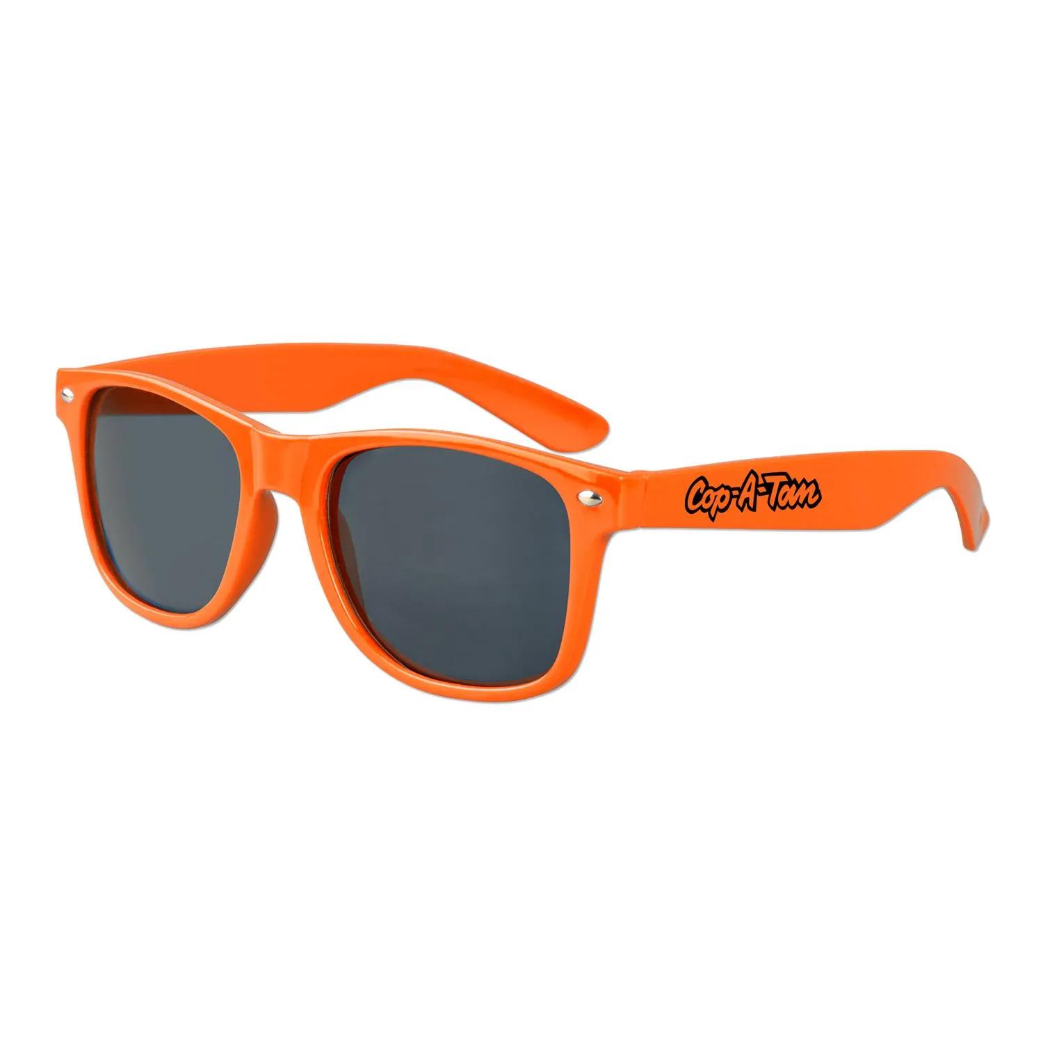 Sunglasses Classic Style UV400 Protection (One Size) - product view 5