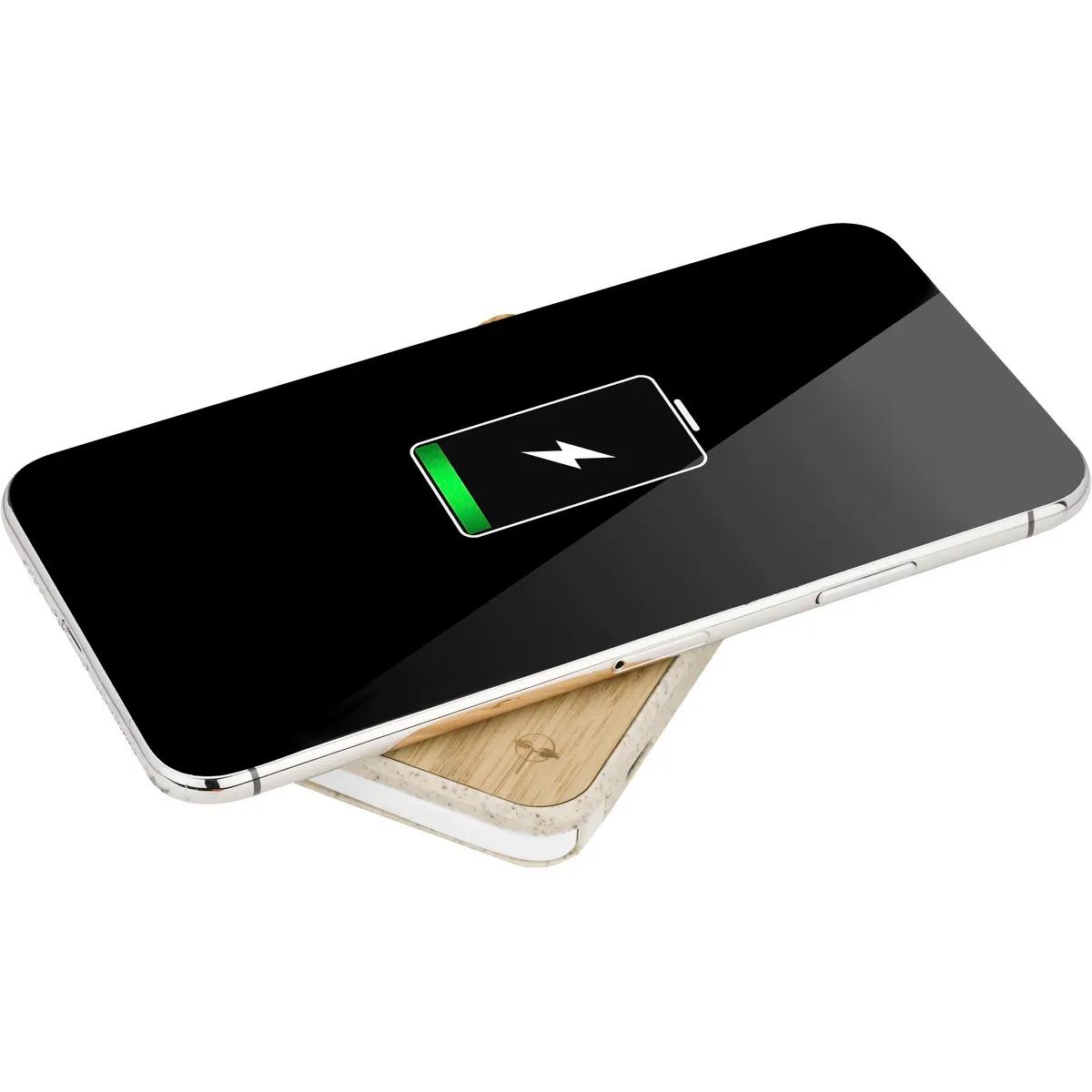EarthTrendz™ Magnetic Wireless Power Bank - product view 4