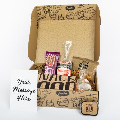Happy's Snack Gift Set with Cooling Towel and Tin - product view 2