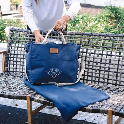 Insulated Cooler Bag with Fleece Blanket Kit - product view 1