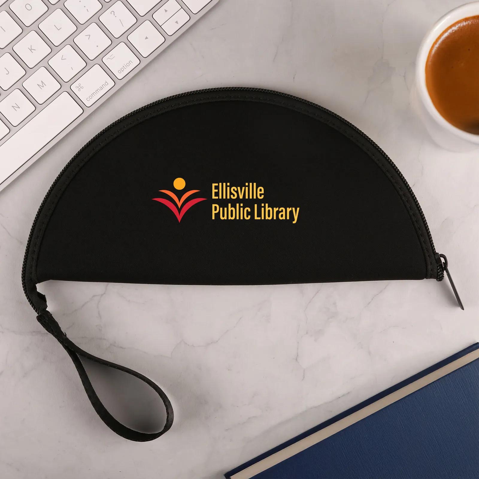 Mouse Pad Pouch with Zippered Storage - 9.1 in