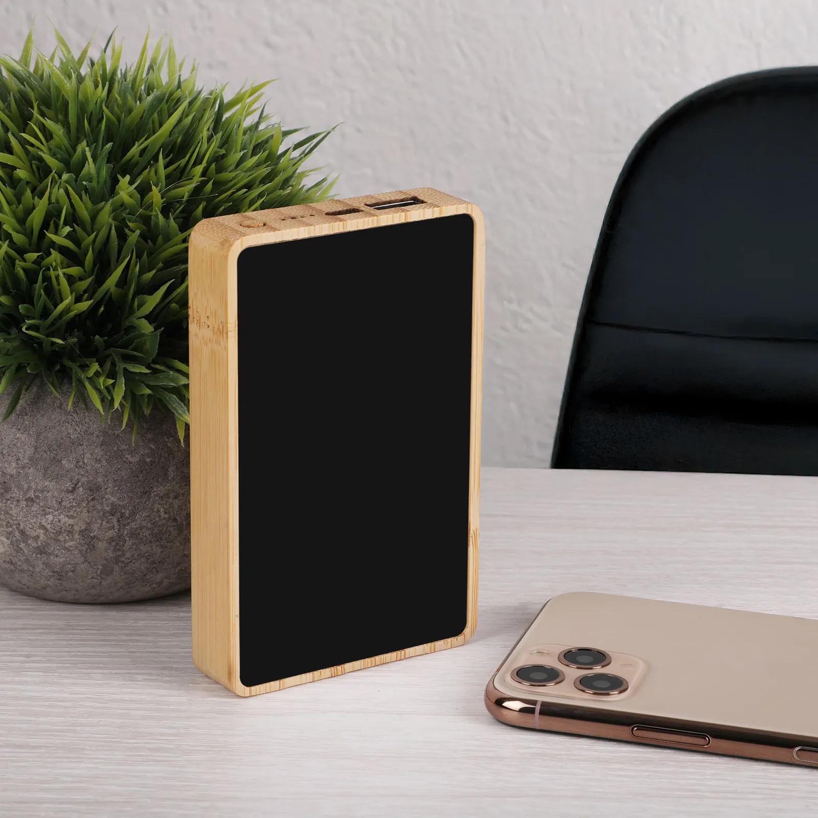 Bamboo Power Bank 5000mAh USB-C Illuminated Logo - blank view 10
