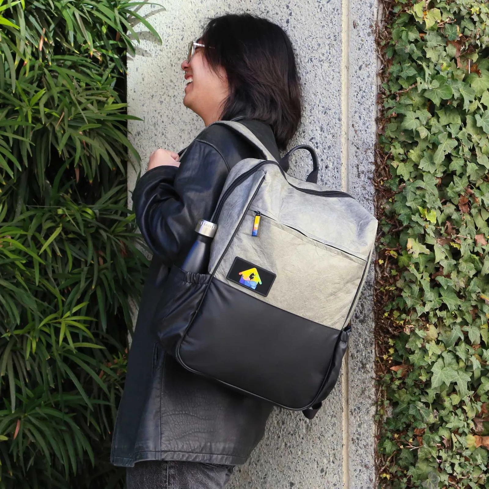 Backpack HDPE Techwear Laptop Compartment - 12 x 17 in - product view 3