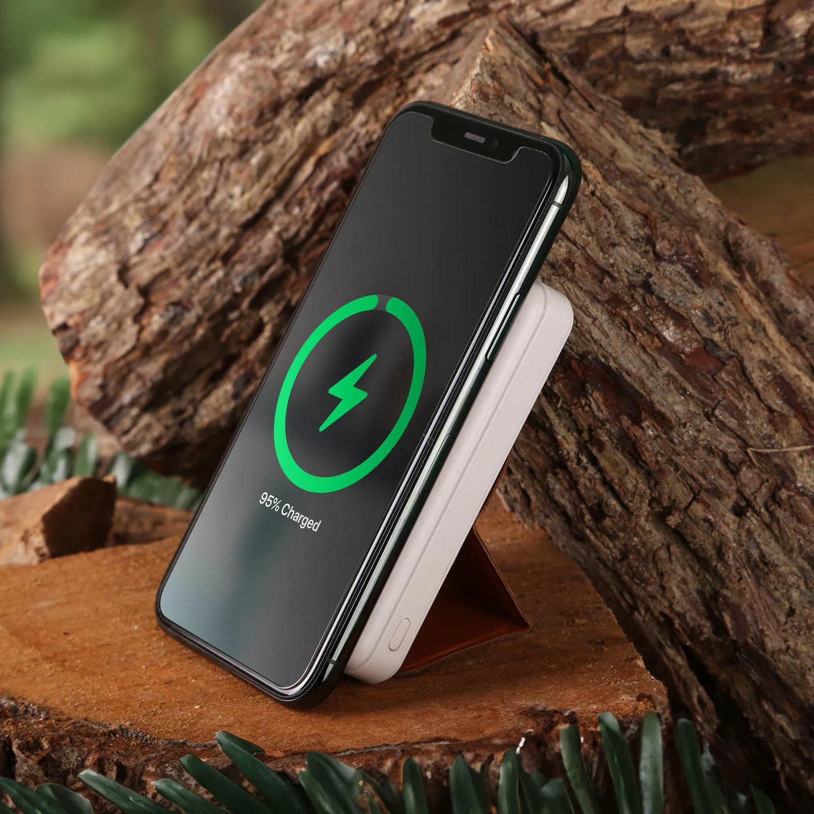 Wireless Charger Power Bank Eco-Friendly - 5000 mAh - product view 1