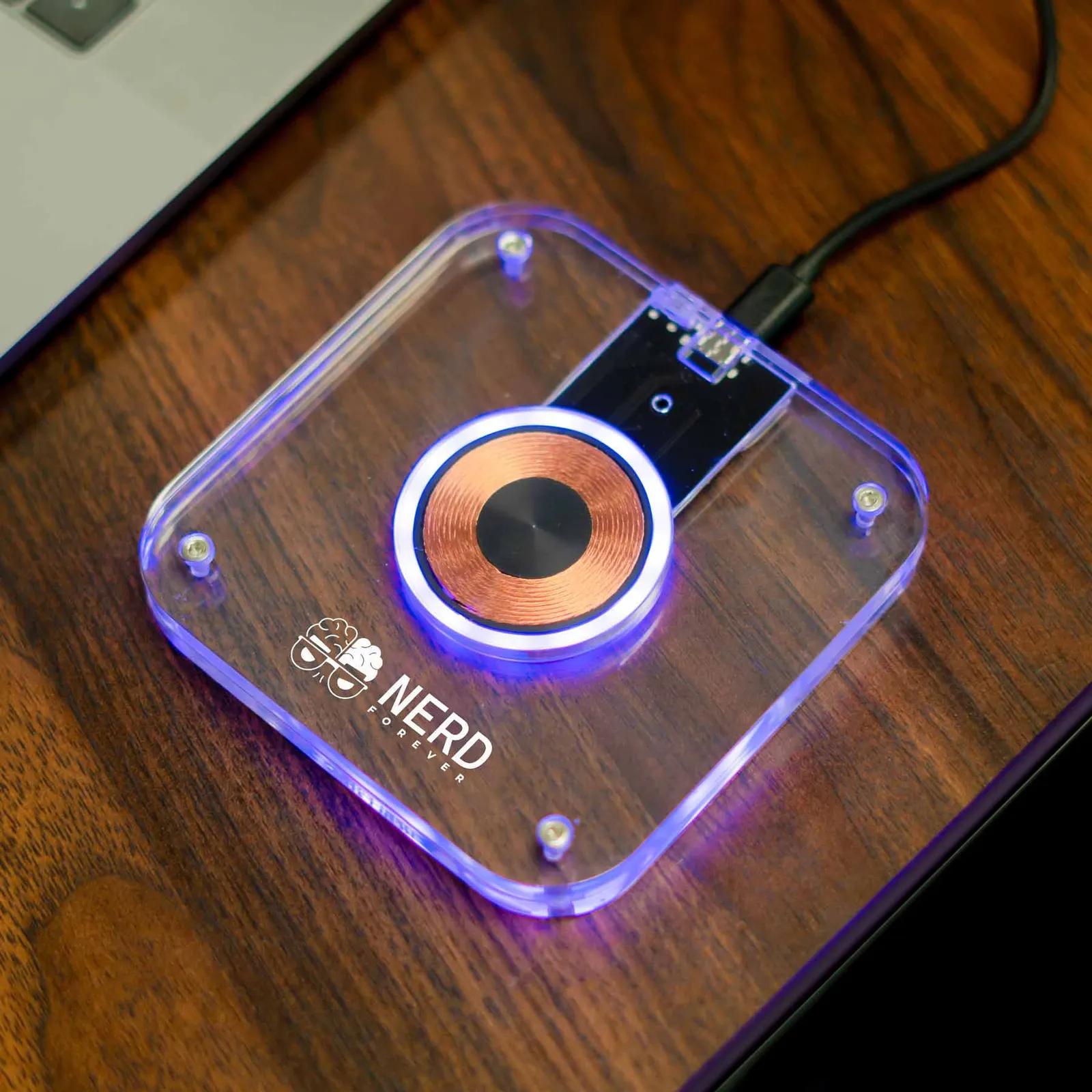 Wireless Charger Acrylic with Color-Changing LED - 15W