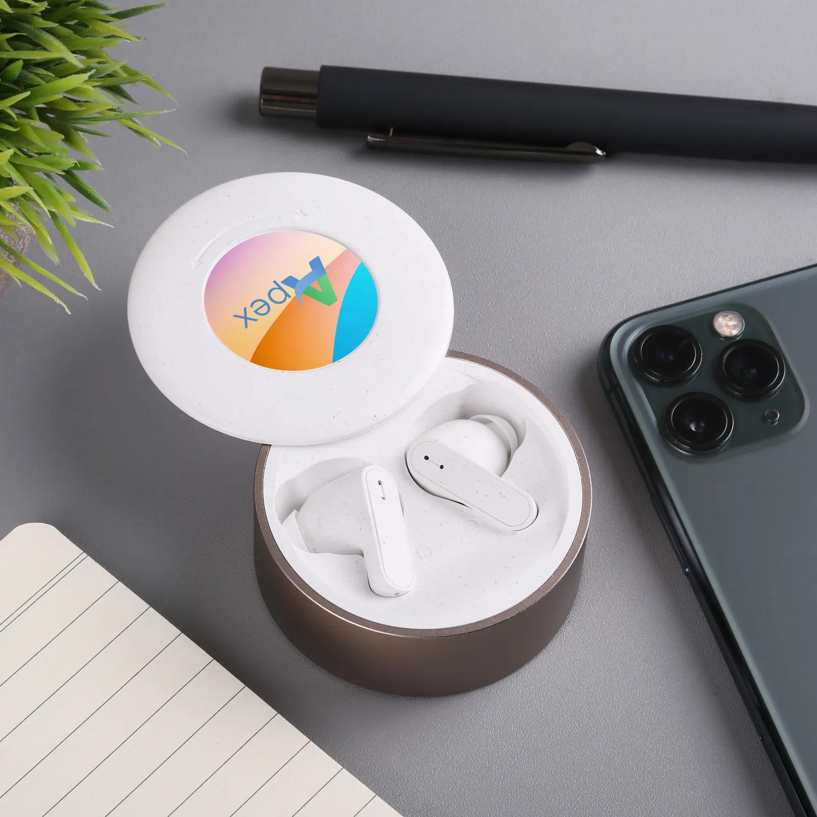 Wireless Earbuds Chrome Charging Case - 15W - product view 6
