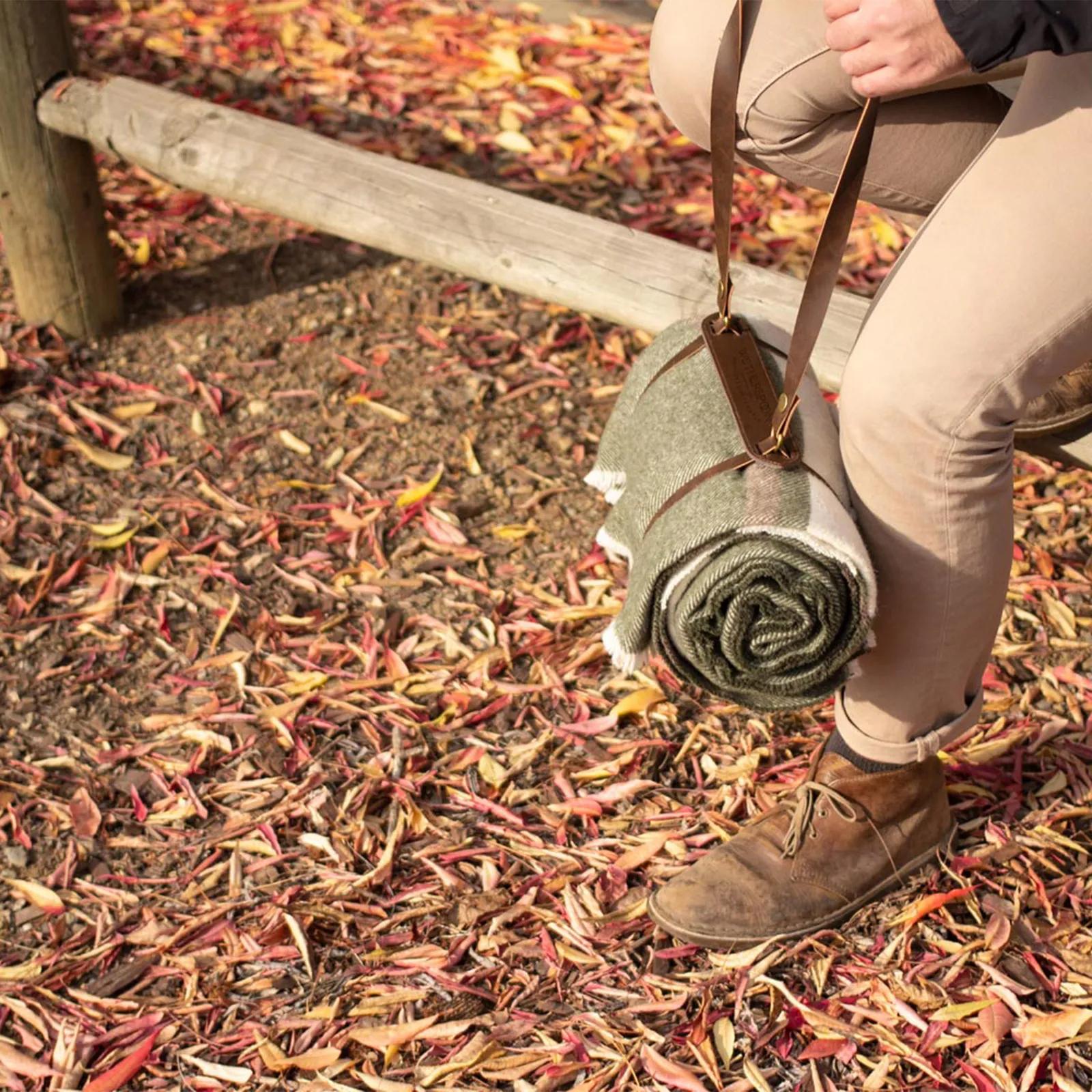 Blanket Wool Blend Leather Carrier - 66 x 52 in - product view 2