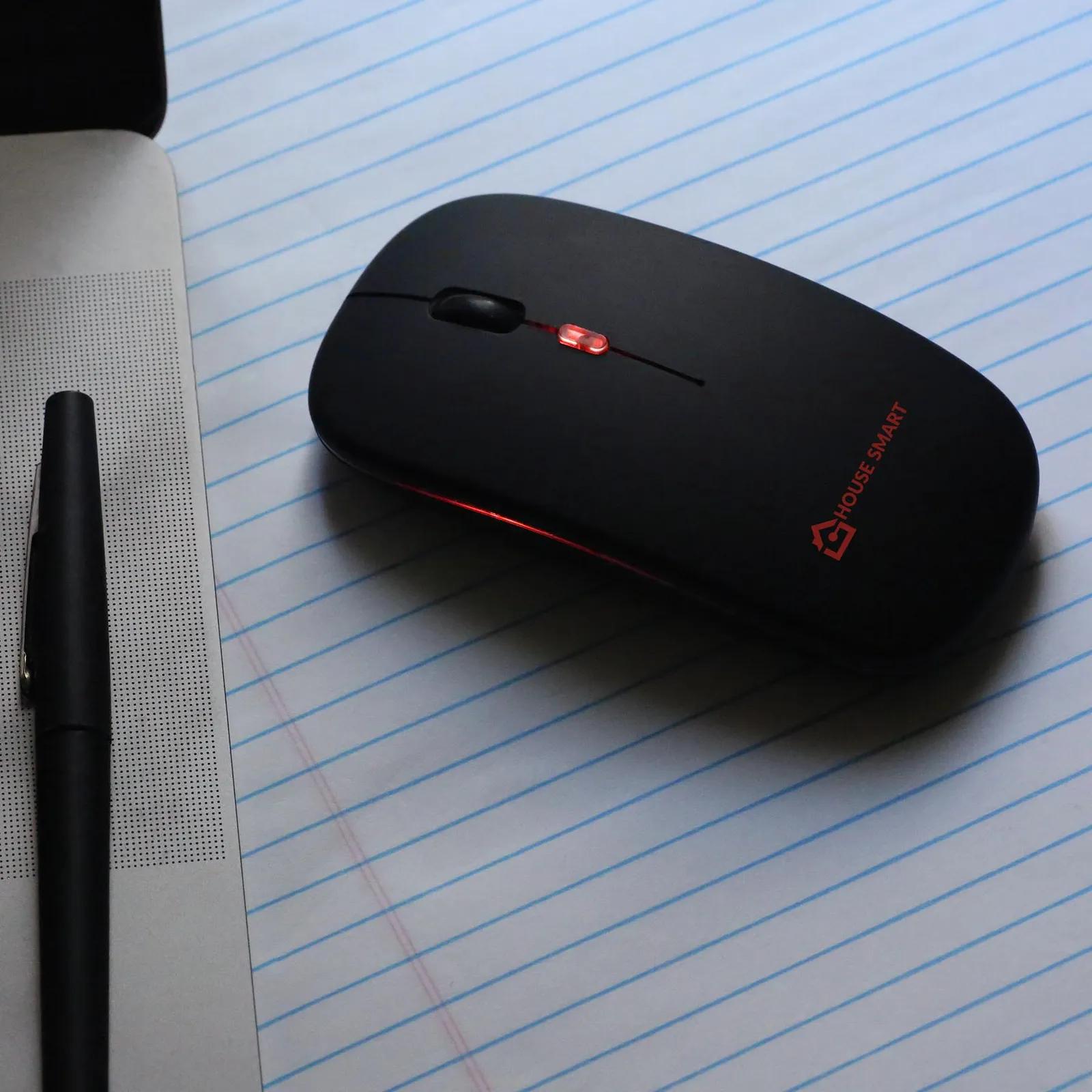 Wireless Mouse LED Light-Up Design - 4.5 x 2.25 in - product view 2