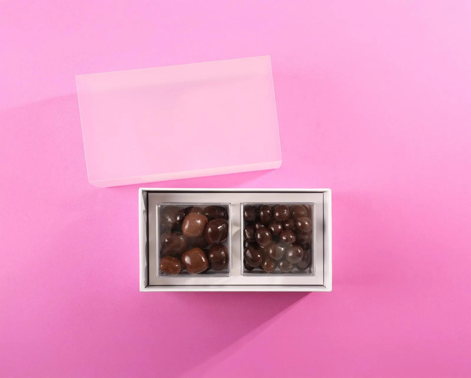 Premium Candy Gift Set with Clear Cubes - 3.8 x 7 x 2.1 in - blank view 12