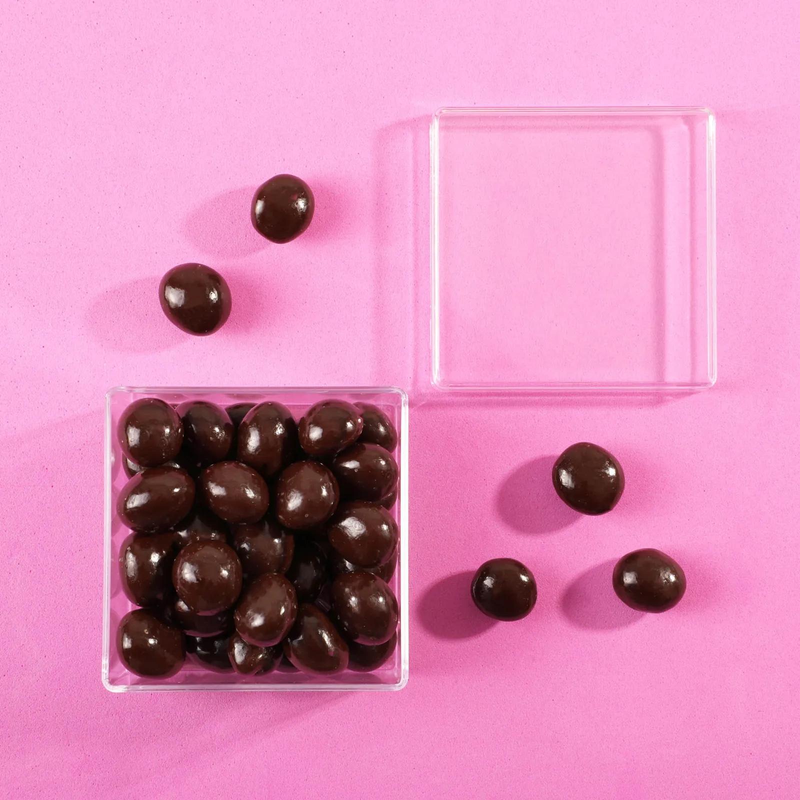 Premium Candy Gift Set with Clear Cubes - 3.8 x 7 x 2.1 in - blank view 14