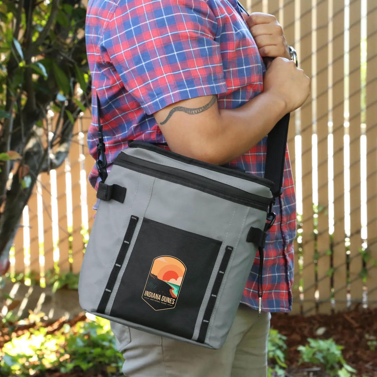 Insulated Cooler Bag Water Resistant Tarpaulin - 12 Can - product view 3