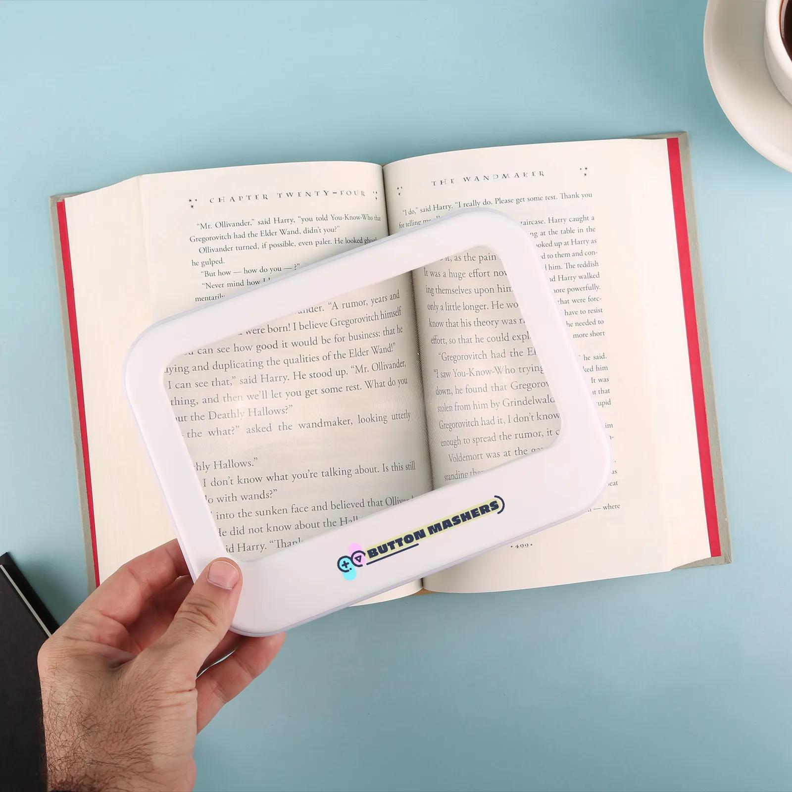 Magnifier Scholar Full Page LED Lights - 8.6 x 6.5 in