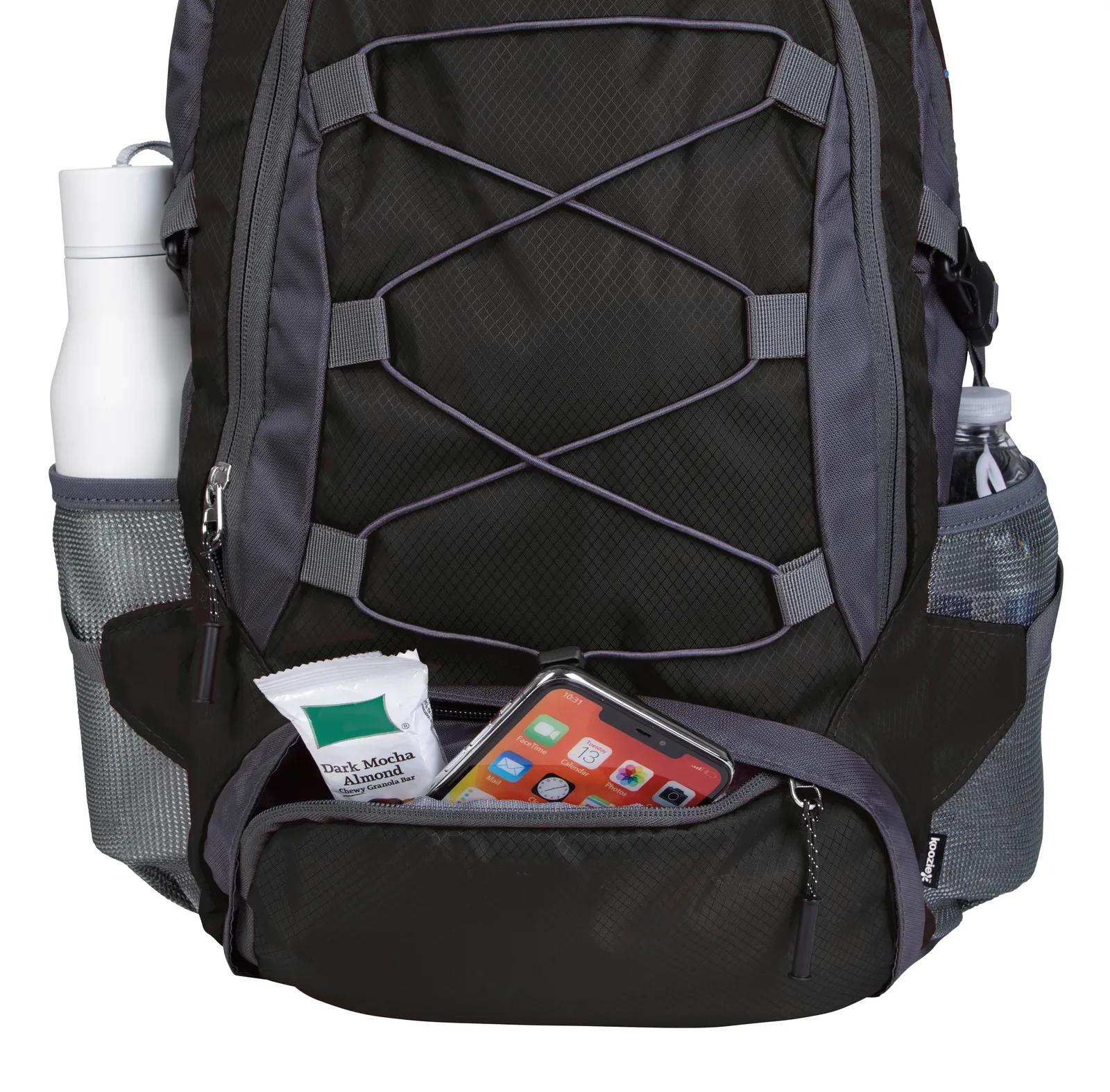 Daypack 25L Ripstop Polyester Laptop Sleeve Bungee - 20.125 x 13.375 in - product view 21