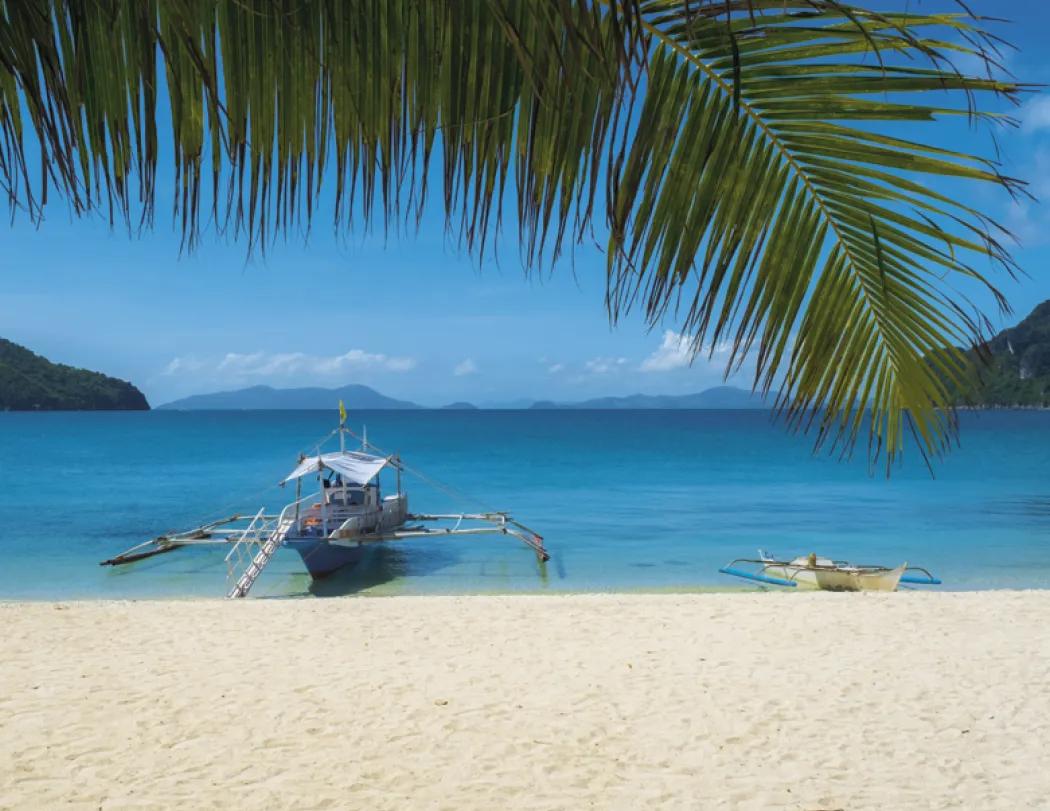 Beaches Wall Calendar Sun Splashed Photography - 18.5 x 11 in - product view 21