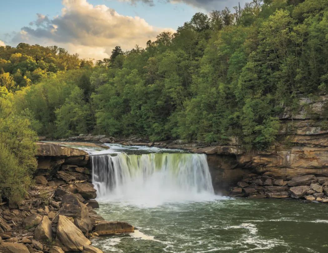 American Splendor Wall Calendar Scenic FSC - 18.5 x 11 in - product view 26