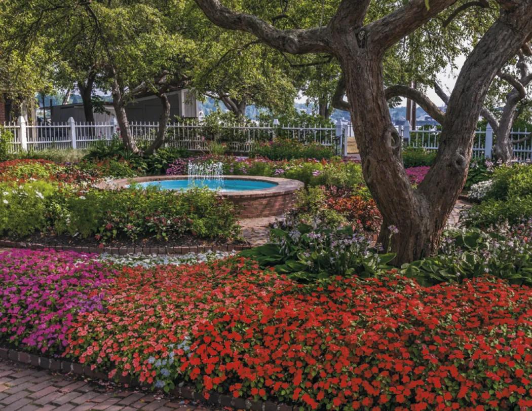 New England Wall Calendar Regional Photography - 18.5 x 11 in - product view 20