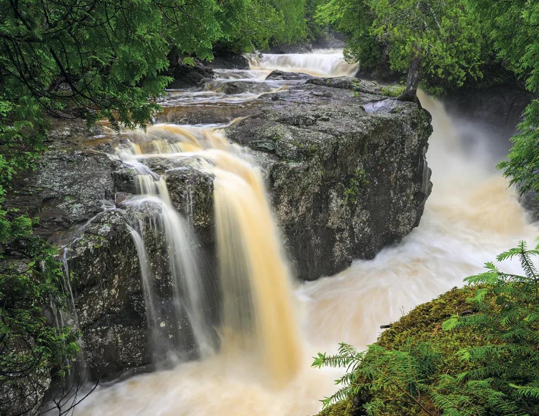 Minnesota Wall Calendar FSC Certified Gloss - 18.5 x 11 in - product view 19