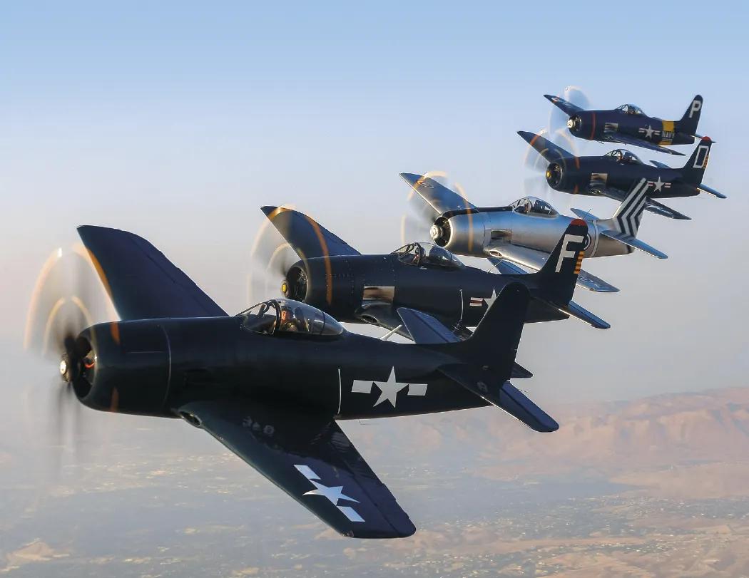 Classic Planes Calendar Aviation Photography - 18.5 x 11 in - product view 25