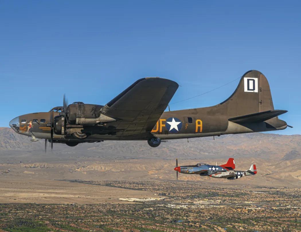 Classic Planes Calendar Aviation Photography - 18.5 x 11 in - product view 30