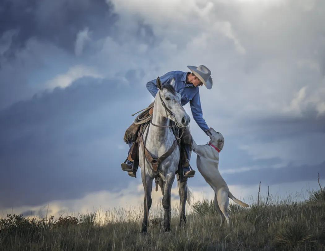 Western Landscape Wall Calendar FSC Gloss - 18.5 x 11 in - product view 25