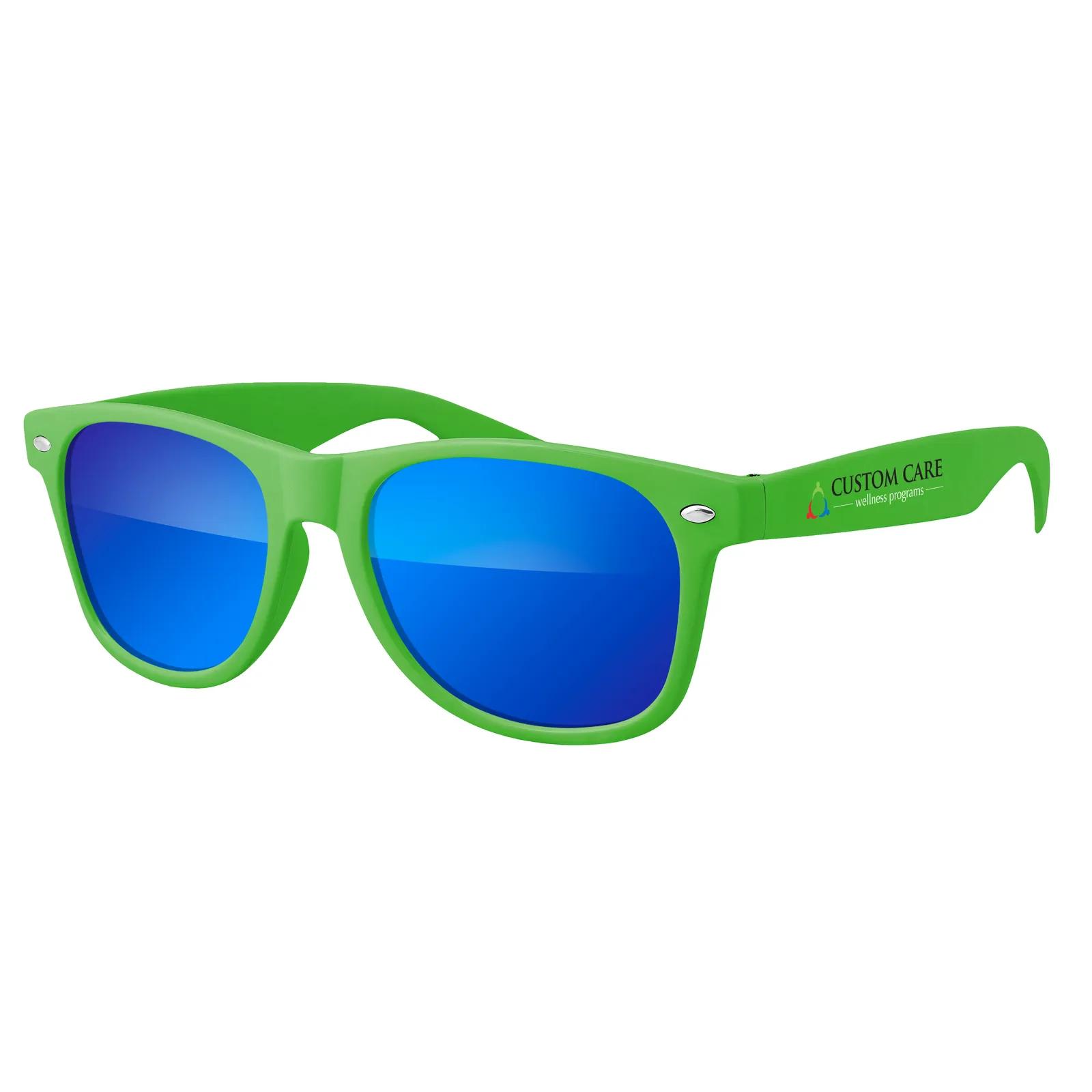 Retro Mirrored Sunglasses Polycarbonate UV400 - 5.75 x 6 in - product view 4