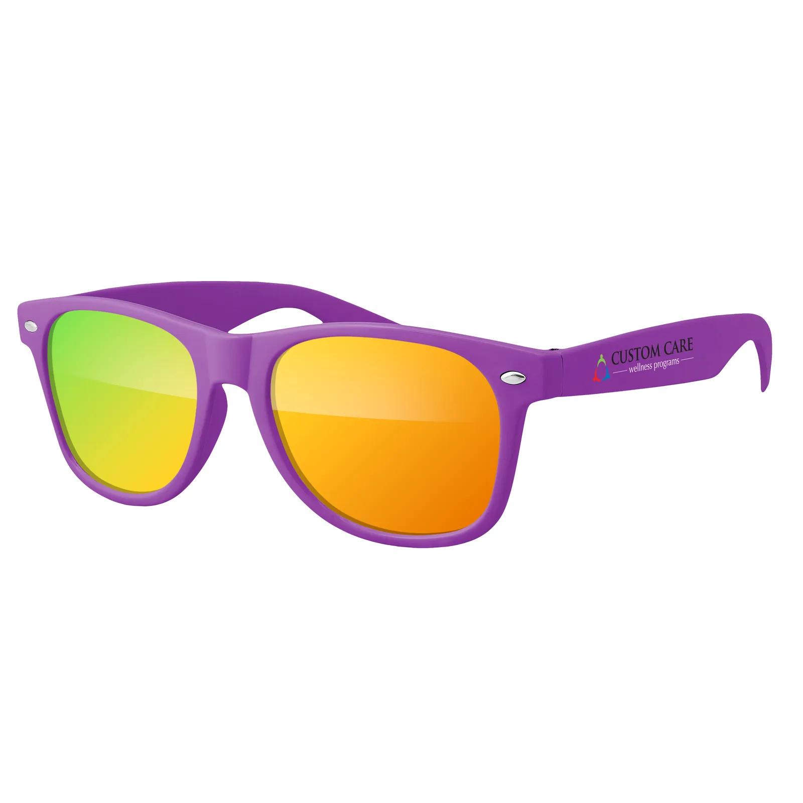Retro Mirrored Sunglasses Polycarbonate UV400 - 5.75 x 6 in - product view 13