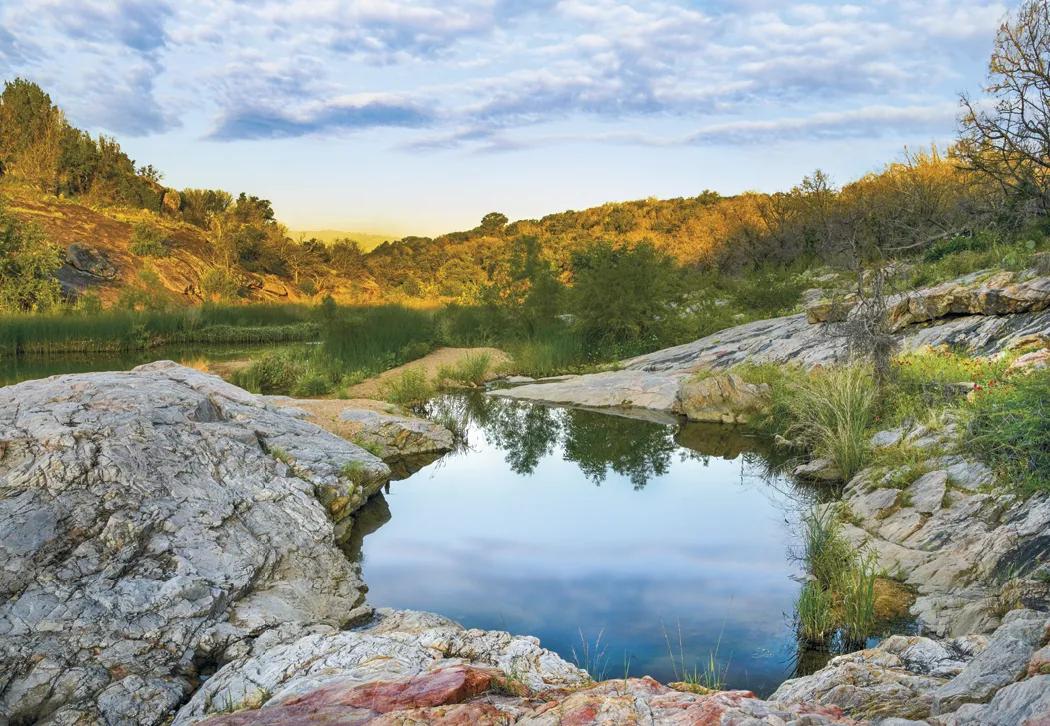 Beautiful America Executive Calendar FSC Paper UV - 24 x 16.5 in - product view 6